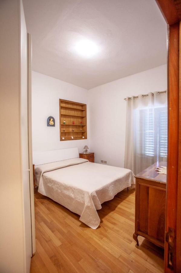 דירות קסטלנואובו ברארדנגה La Casa Di Francesca מראה חיצוני תמונה