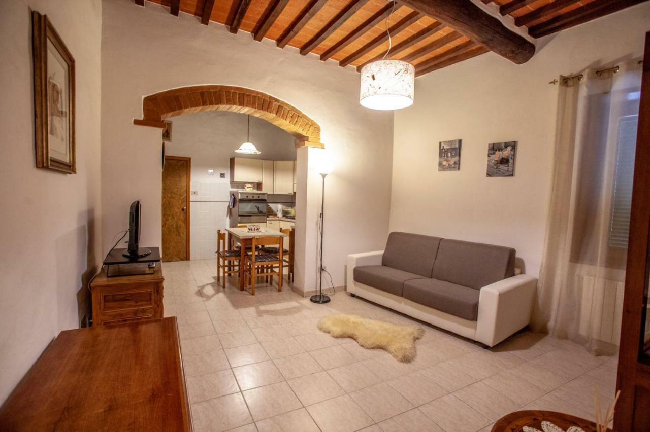דירות קסטלנואובו ברארדנגה La Casa Di Francesca מראה חיצוני תמונה
